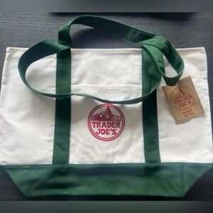 Trader Joe's Large Green Tote bag